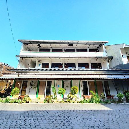 Hotel Jogja Kili Suci By Simply Homy Джокьякарта Экстерьер фото