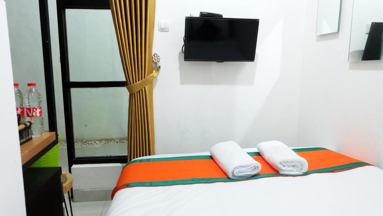 Hotel Jogja Kili Suci By Simply Homy Джокьякарта Экстерьер фото