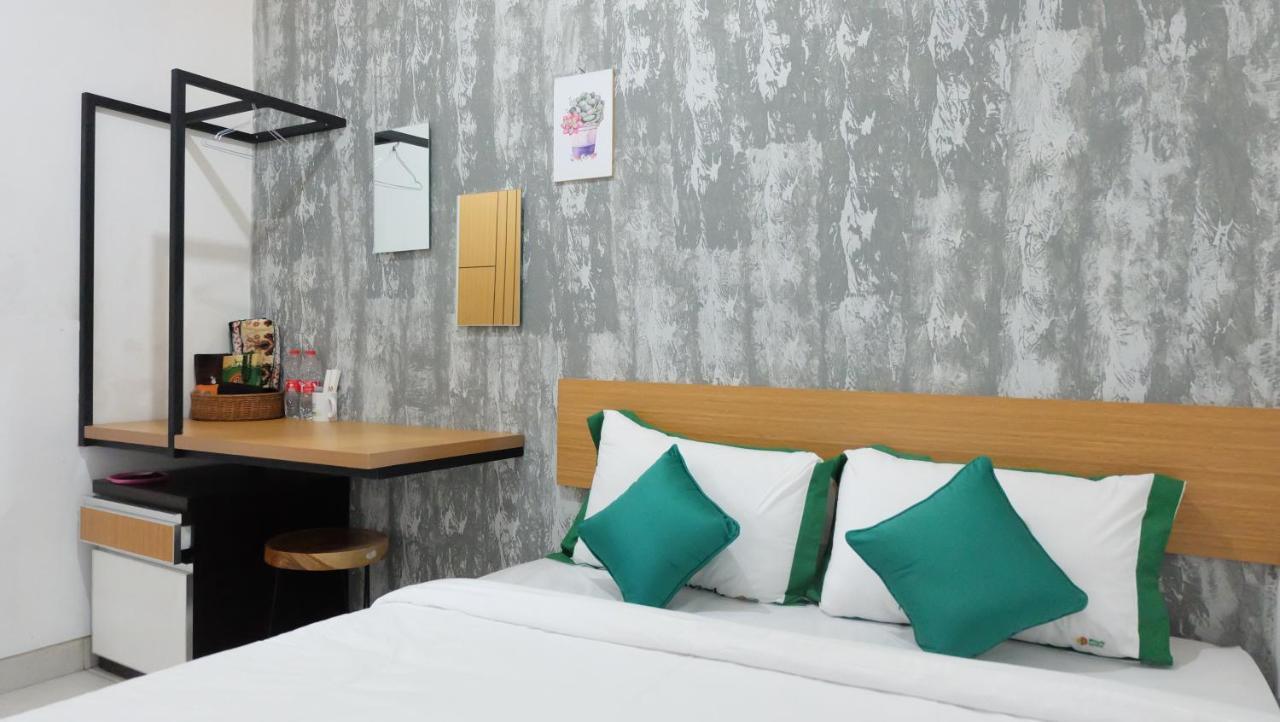 Hotel Jogja Kili Suci By Simply Homy Джокьякарта Экстерьер фото