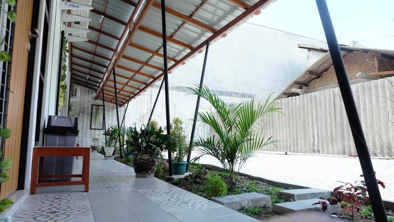 Hotel Jogja Kili Suci By Simply Homy Джокьякарта Экстерьер фото