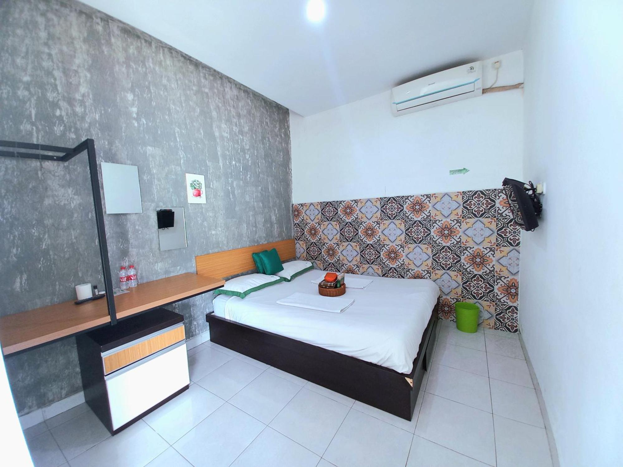 Hotel Jogja Kili Suci By Simply Homy Джокьякарта Экстерьер фото